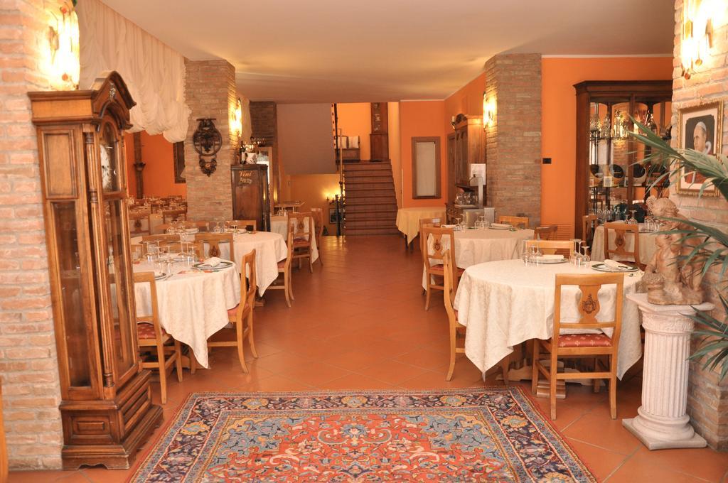 Agriturismo Corte Montini Villa Santa Giuletta Exterior photo